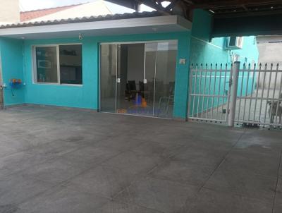 Casa para Venda, em Curitiba, bairro Uberaba, 2 dormitrios, 1 banheiro, 2 vagas